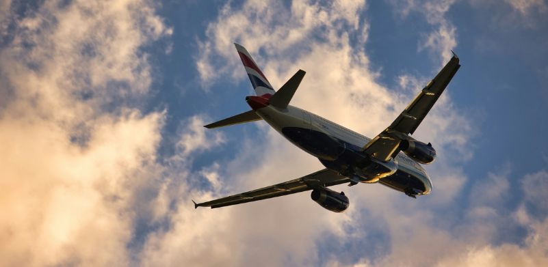 Power Banks on Planes: What Are The Rules?