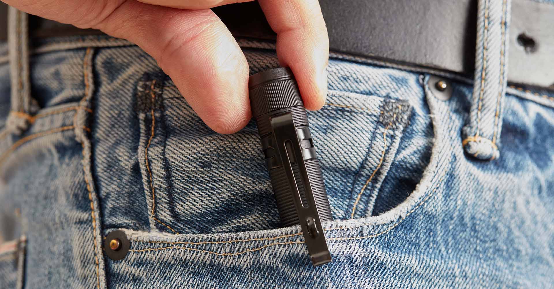 gp discovery - penlight torch in pocket